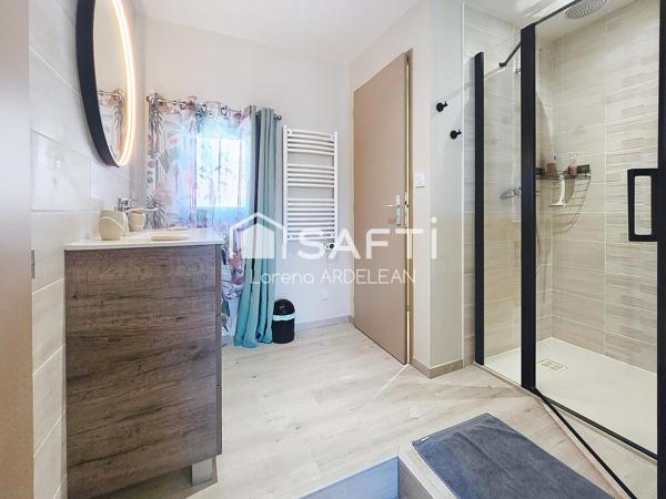 Maison t4 , renovee avec une vue ireprochable