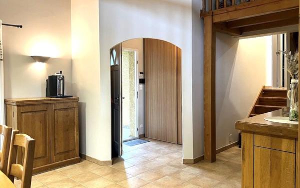 Maison à vendre    6 pièces • 131 m2 Lozanne