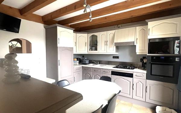 Maison à vendre    6 pièces • 131 m2 Lozanne