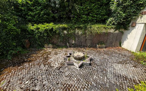 Appartement à vendre    6 pièces • 245,38 m2 Divonne-les-Bains