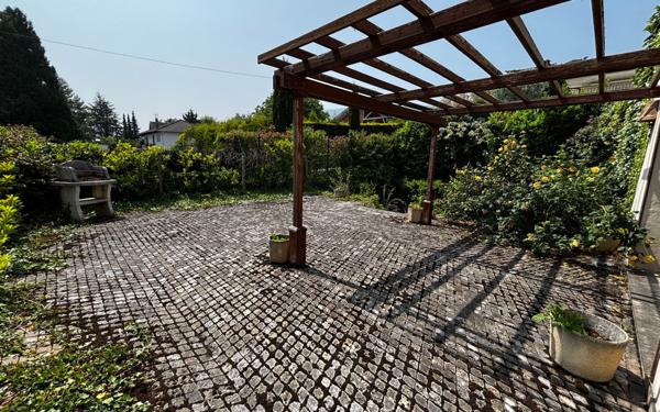 Appartement à vendre    6 pièces • 245,38 m2 Divonne-les-Bains