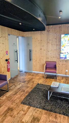 Locaux professionnels avec terrain situé à 67150 Nordhouse, dans le Grand Ried du prestigieux bassin d'Alsace.