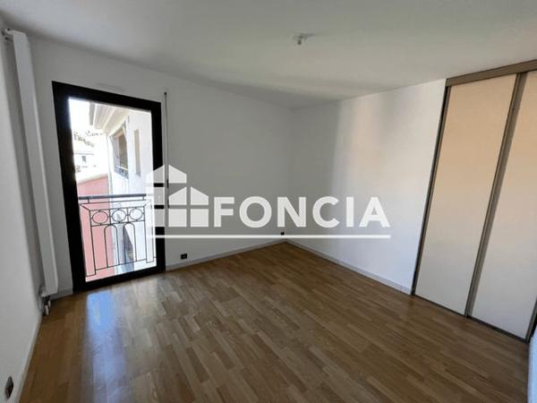 Location Appartement 3 pièces 68.8 m² - 20 RUE SAINT-CHARLES Avignon 84000