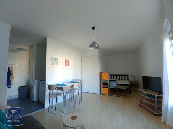 Appartement à louer 1 pièce 31.08m²