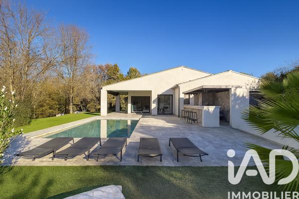 Maison à vendre 5 pièces 181 m² Roquefort-les-Pins