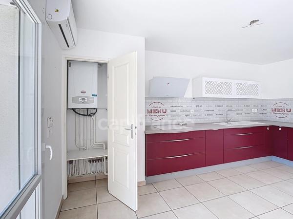 MONTELIMAR (26 200) - Appartement à vendre T4 récent 85 m² - Terrasse plein sud 19 m² - Garage fermé - DPE A