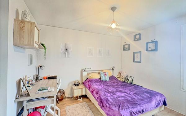 Appartement à vendre    2 pièces •  Chenôve