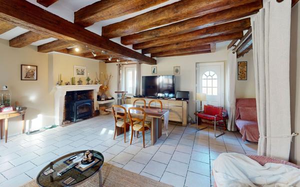 Maison à vendre    5 pièces • 156 m2 Bué