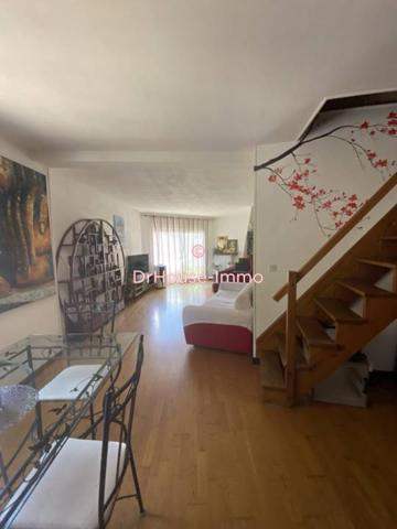 Immeuble à vendre 4 pièces de 195 m²