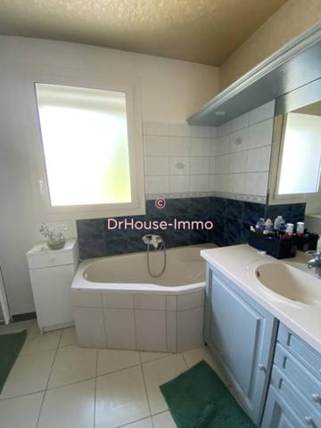 Immeuble à vendre 4 pièces de 195 m²