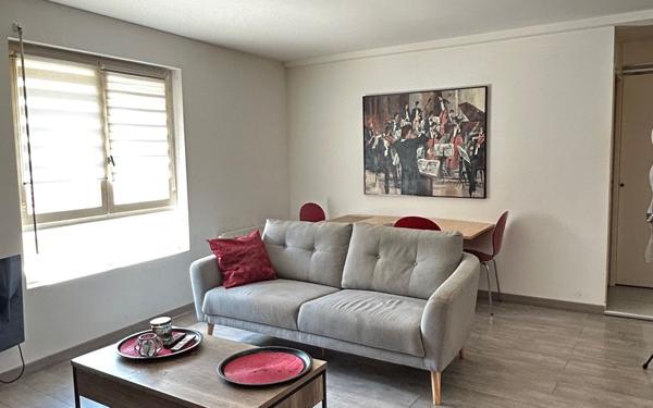 Appartement à vendre    2 pièces •  Voiron