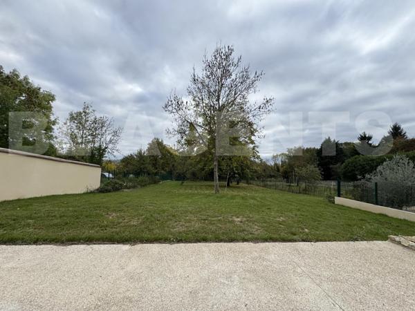 Maison familiale rénovée comme neuve – Coulommiers – 5 chambres – Terrain 1700 m²