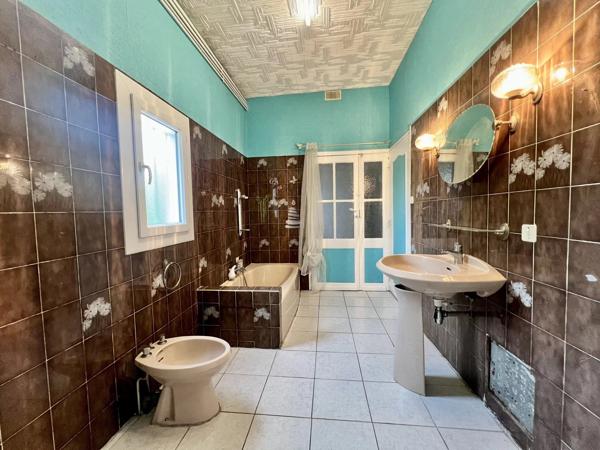 Charmante maison à rénover 127m2, quartier des Vaures