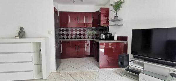 Appartement à vendre    2 pièces • 45 m2 Combs-la-Ville