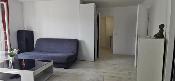 Appartement à vendre    2 pièces • 45 m2 Combs-la-Ville