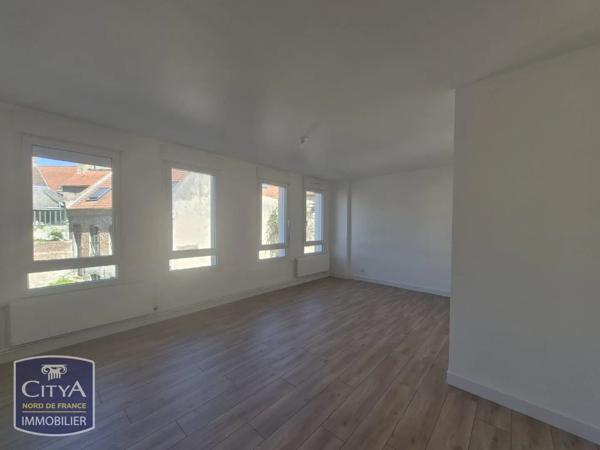 Appartement à louer 3 pièces 78.02m² Saint-Omer (62500)