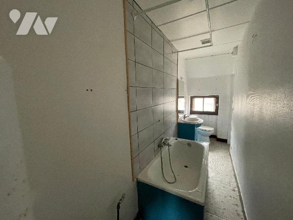 IDEAL INVESTISSEMENT - Maison avec cour