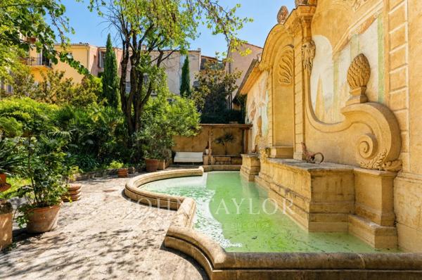Appartement d'exception avec jardin et piscine au cœur du quartier Mazarin