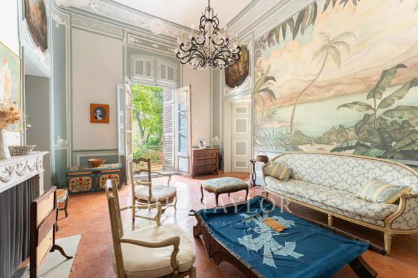 Appartement d'exception avec jardin et piscine au cœur du quartier Mazarin