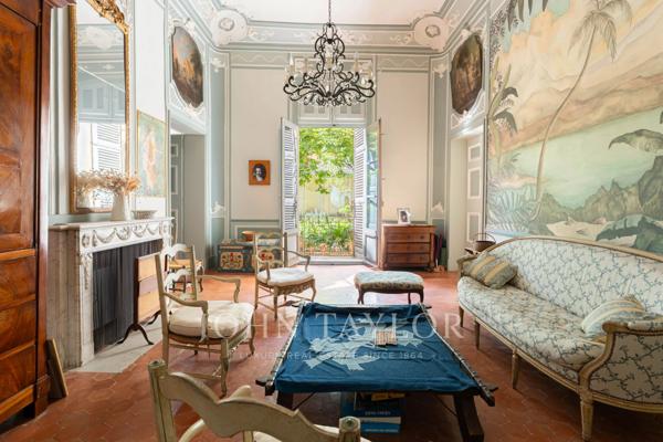 Appartement d'exception avec jardin et piscine au cœur du quartier Mazarin