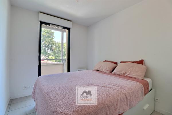 GRADIGNAN quartier Ornon, à vendre appartement de type 2 pièces avec terrasse et 2 parkings