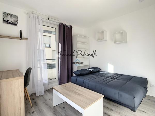 Dpt Rhône (69), à louer LYON 8EME ARRONDISSEMENT T1 18.15  m2 tram T2 et T4