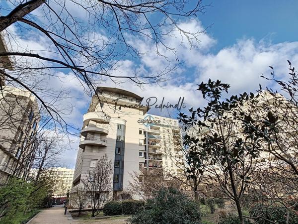 Dpt Rhône (69), à louer LYON 8EME ARRONDISSEMENT T1 18.15  m2 tram T2 et T4