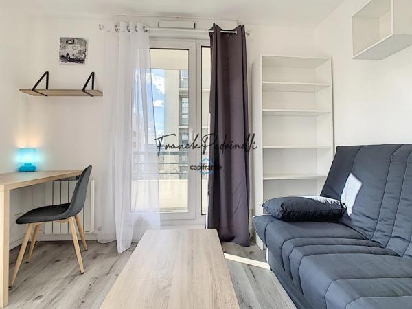 Dpt Rhône (69), à louer LYON 8EME ARRONDISSEMENT T1 18.15  m2 tram T2 et T4