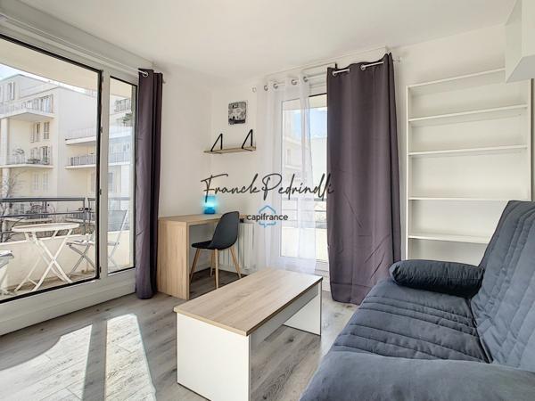 Dpt Rhône (69), à louer LYON 8EME ARRONDISSEMENT T1 18.15  m2 tram T2 et T4