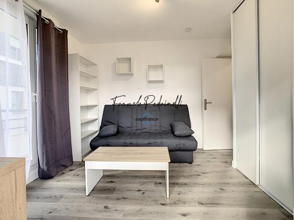 Dpt Rhône (69), à louer LYON 8EME ARRONDISSEMENT T1 18.15  m2 tram T2 et T4