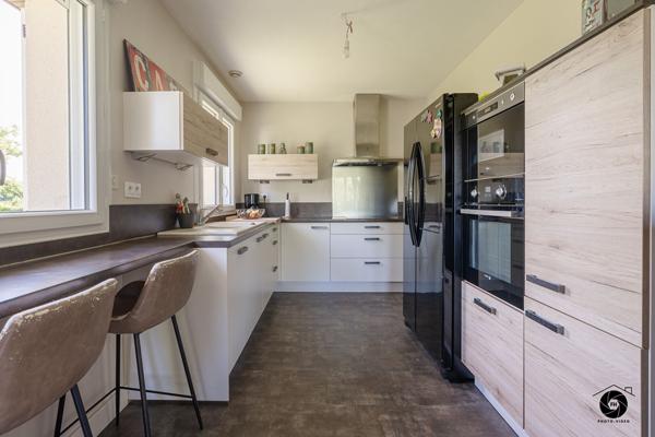 Charmante maison à VENDRE - 6 pièces à Briollay - Grand terrain et calme assuré !