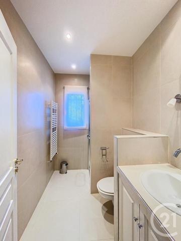 Maison à vendre  9 pièces - 294,94 m2 ANTIBES - 06