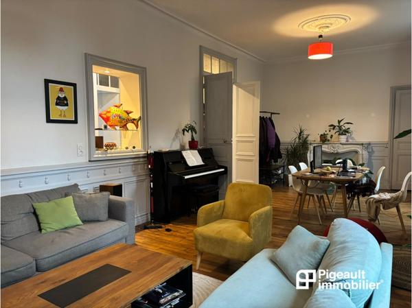 Location Appartement T 5 - Rennes - Centre Ville