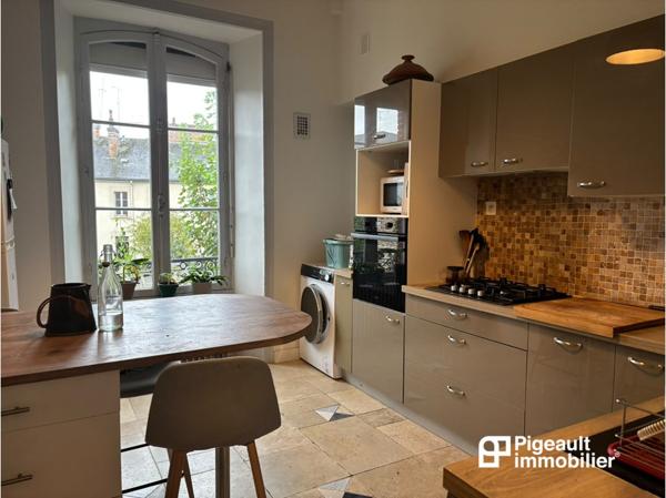 Location Appartement T 5 - Rennes - Centre Ville
