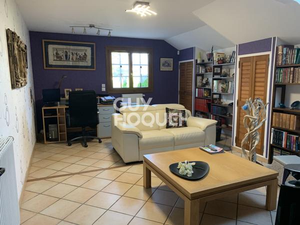 MAISON À VENDRE DE 5 PIÈCES DE 146,00 M²