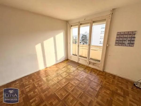 Appartement à vendre 4 pièces 68m² Laon (02000)