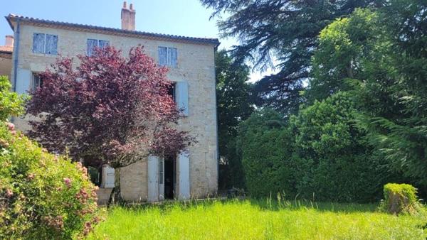 Maison à vendre |  Condom |  8 pièces | 298 m²