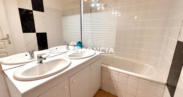 À vendre Appartement 4 pièces 82.51 m² - Marseille 13002