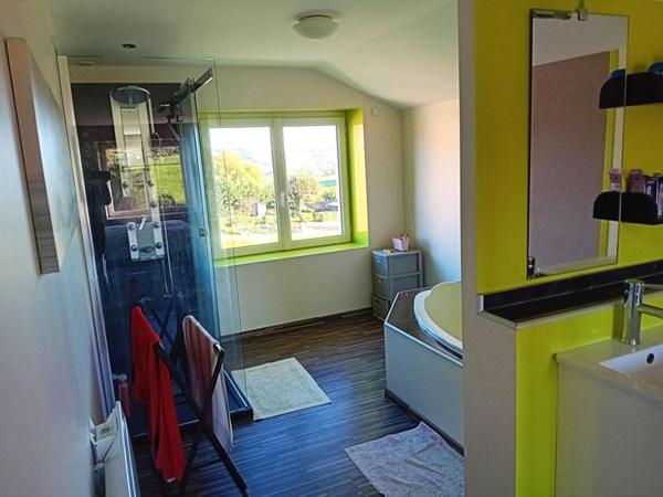 Maison 10 pièces 258 m2 et grange 130m²