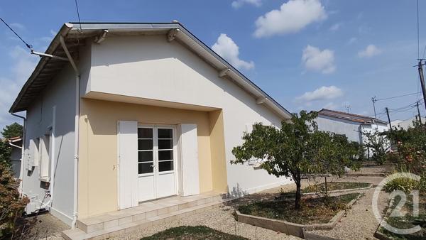 Maison à vendre  5 pièces - 82,34 m 2   SAINTES  - 17