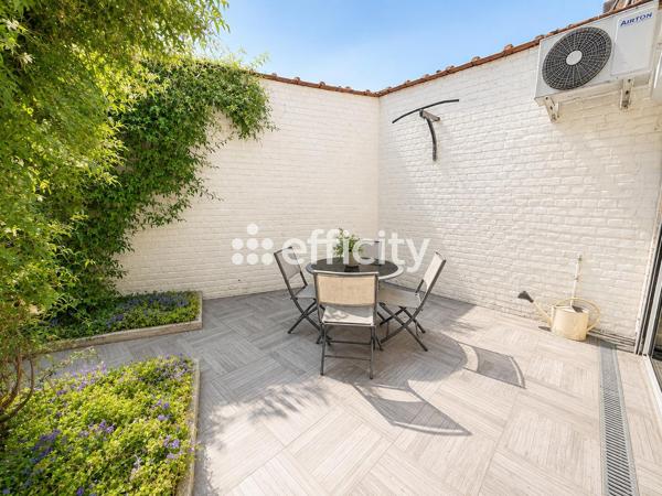 Maison
         4 pièces
        - 120 m² 294 000 € *