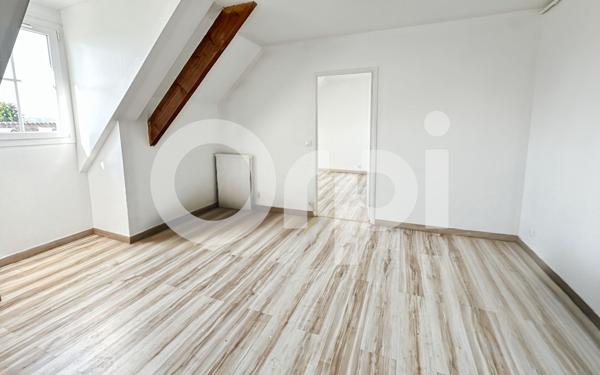 Appartement à louer    2 pièces •  Senlis