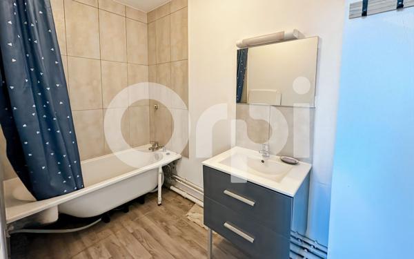 Appartement à louer    2 pièces •  Senlis