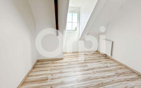 Appartement à louer    2 pièces •  Senlis