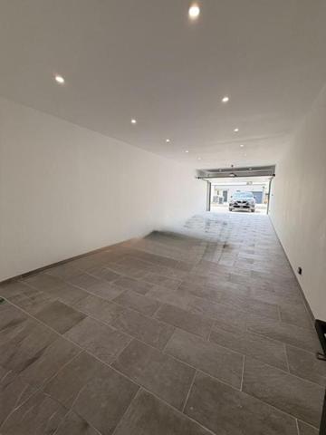 EXCLUSIVITÉ  Élégante villa contemporaine de plain-pied aux prestations premium