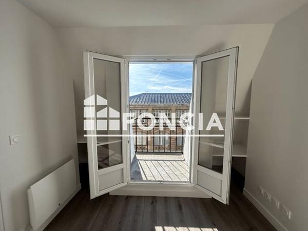 Location Appartement 2 pièces 25 m² - 171 RUE LAFAYETTE Paris 75010