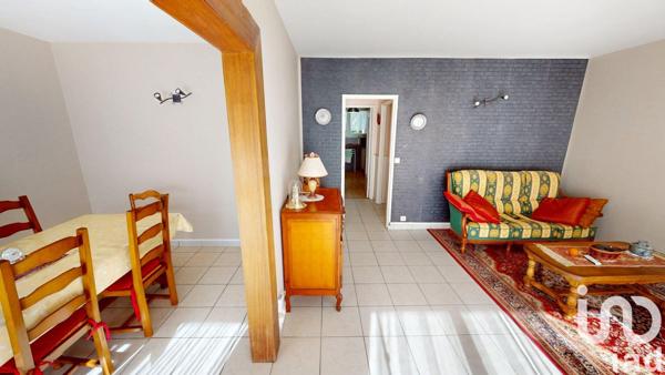 Appartement à vendre 4 pièces 73 m² Saint-Fargeau-Ponthierry