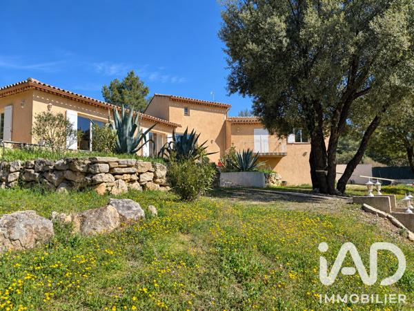 Location maison 6 pièces 173 m² Signes