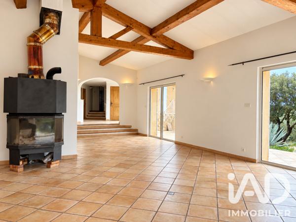 Location maison 6 pièces 173 m² Signes