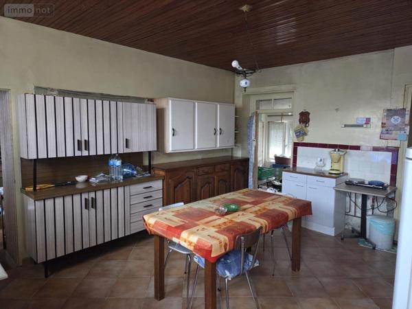 Maison à vendre à Conlie dans la Sarthe (72240), ref : 72120-1012